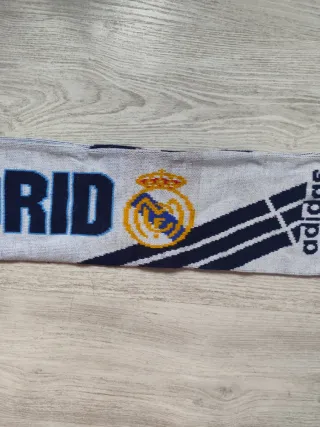 Bufanda Real Madrid de Adidas