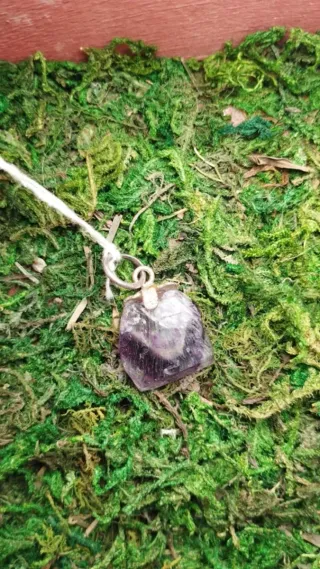 Colgante de fluorita arcoíris