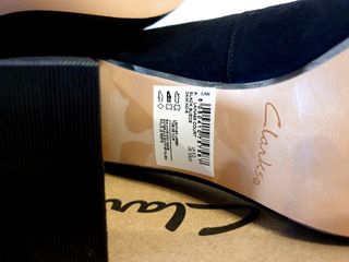 Decolletè Clarks Pelle Nere EU42 UK8