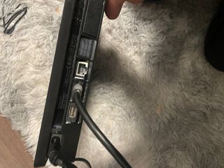 PS4 Slim 928GB Nero con controller e cavi