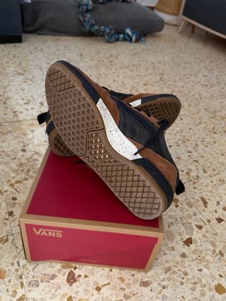 Vans Zahba Zion Talla 42 (US9) 27CM