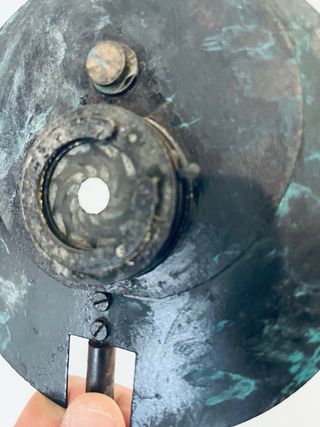 Pieza antigua de material científico