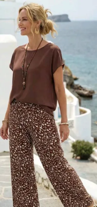 Conjunto Verano Mujer. Complementos no incluido