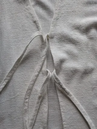 Top blanco con lazadas frontal - Estilo romántico