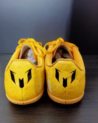 Zapatillas Adidas F5 futbol sala