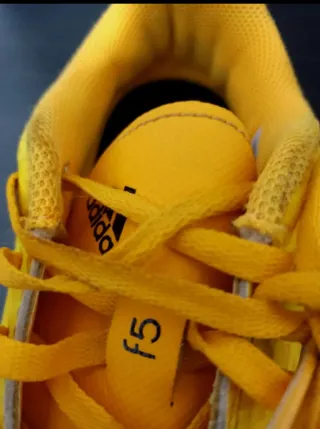 Zapatillas Adidas F5 futbol sala