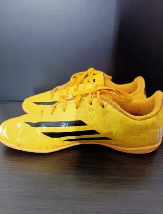 Zapatillas Adidas F5 futbol sala