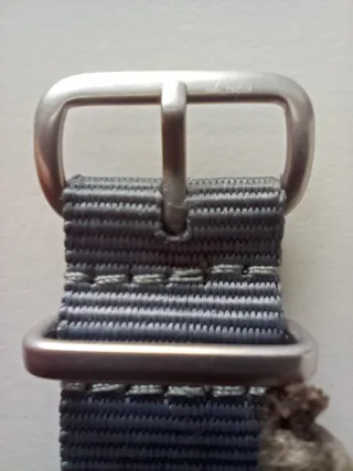 Correa Laco 18mm Gris