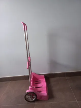 Carro para mochila rosa comodo hecho en españa