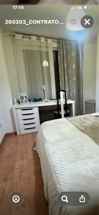 Mesa de estudio blanca IKEA