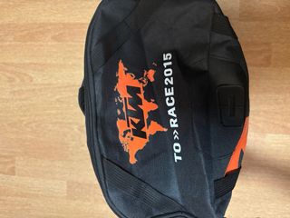 Mochila KTM Negra y Naranja