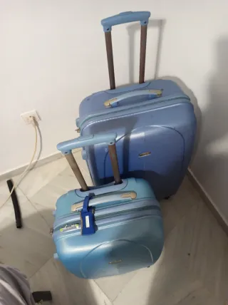 Juego de 2 maletas azules