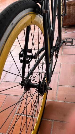 Bicicleta fixie de moderno de Barna