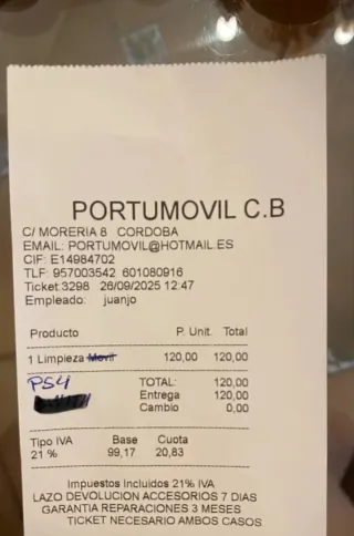 Consola PS4 Pro Negra + Mando y Cables