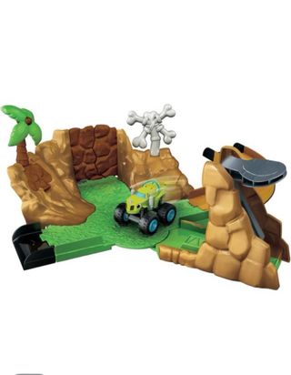 Mega Circuito Blaze & Monster Machines + 13 coches