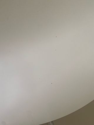 Mesa comedor redonda blanca y 4 sillas