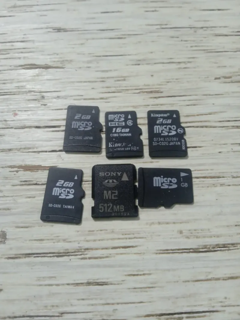 Lote Tarjetas Micro SD Kingston y Sony