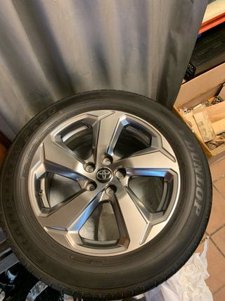 4 Llantas Toyota RAV4 2019 R18