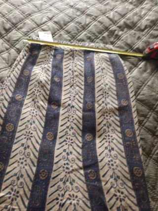 Falda de lino con estampado