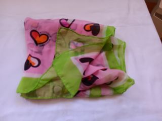 Foulard Moschino in seta con cuori