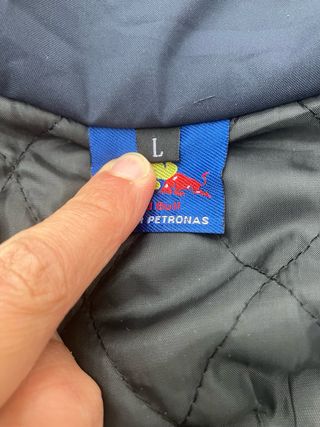 Chaqueta Red Bull Racing Azul talla L – Formula 1