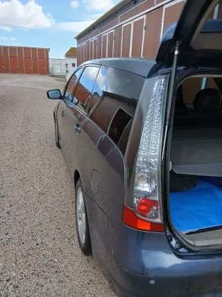 Mitsubishi Grandis 2007