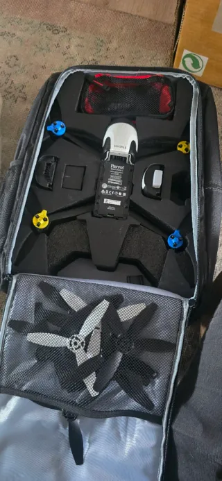 Dron Parrot Bebop 2 FPV