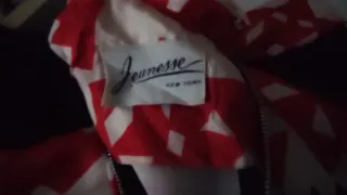 Abito fantasia rosso bianco nero