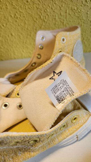 Converse Chuck Taylor Hi Hybrid Texture