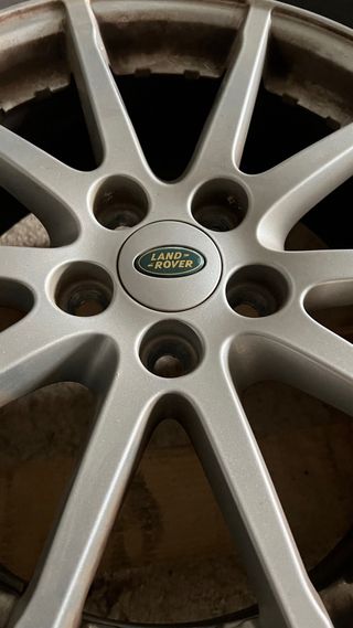 4 Llanta Land Rover Evoque