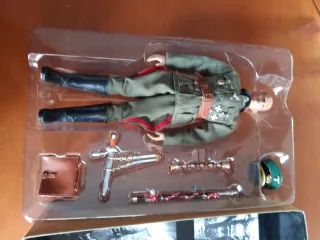 Figura escala 1/6 tipo Geyperman