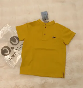 Polo mostaza manga corta De José Varón, nuevo.
