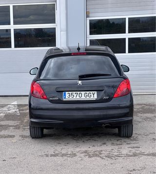 Peugeot 207 2009
