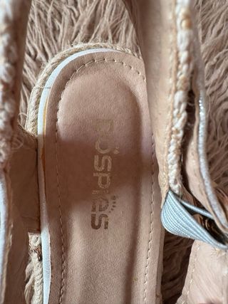Sandalias Esparto Cuña Beige y Blanco plateado