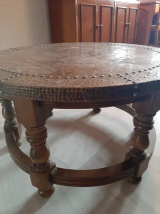 Mesa baja redonda madera y metal