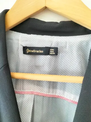 Americana Stradivarius Negra