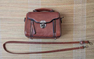 Bolso vintage marrón estilo retro