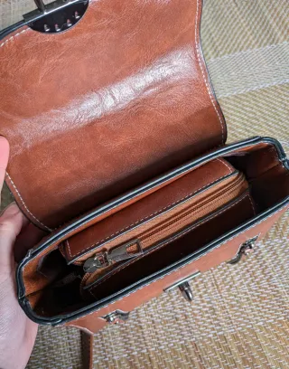 Bolso vintage marrón estilo retro