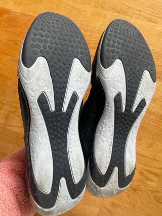 Zapatillas negras con strass