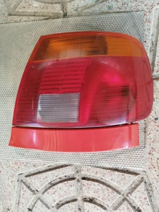 Pilotos Traseros Audi A4 2.6