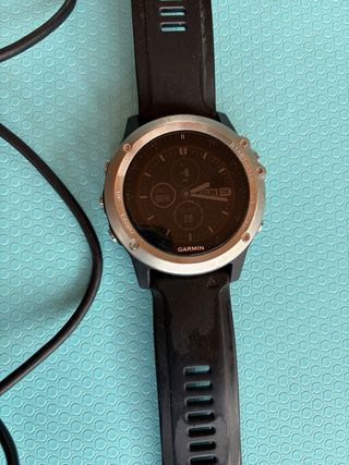 Reloj Garmin Fenix 3 con cargador