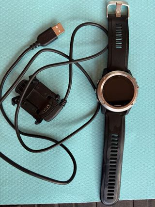 Reloj Garmin Fenix 3 con cargador