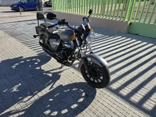 Keeway Superlight 125 gris