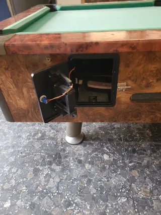 Billar americano automático con base de pizarra