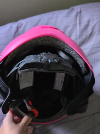 Casco de esquí rosa infantil