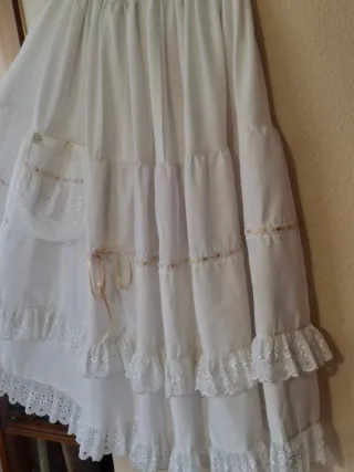 Enaguas traje regional blanca