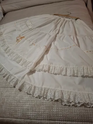 Enaguas traje regional blanca