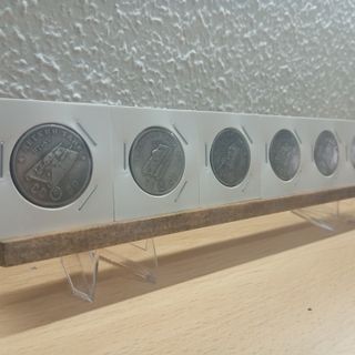 EXPOSITOR MADERA PARA MONEDAS DE 30CM + SOPORTES