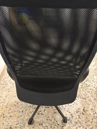 Silla oficina ergonómica negra precio negociable