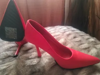 Zapatos de tacón de tela sin estrenar T.37